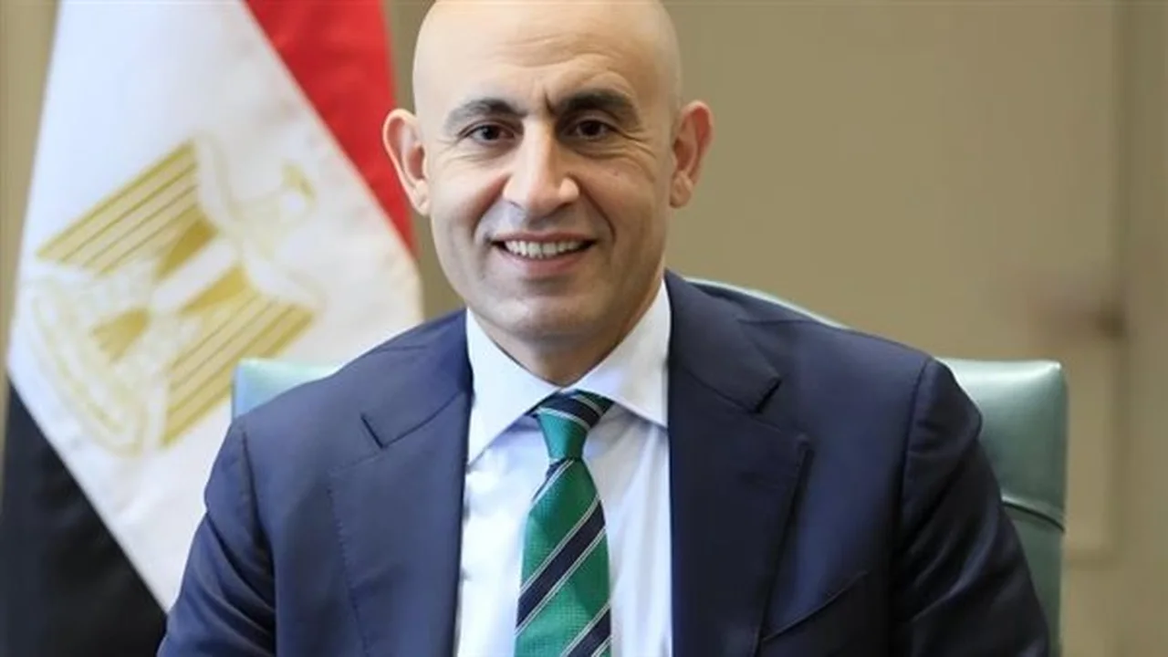 حركة تغييرات واسعة.. قرار وزاري بتعيين مديري ووكلاء المديريات التعليمية الجدد بمختلف المحافظات